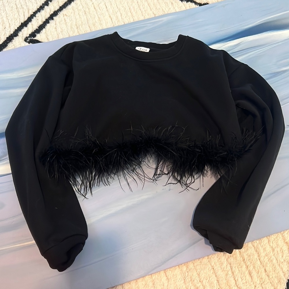 Black feather long sleeve crop top